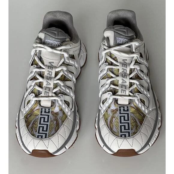 Athletic_Shoes